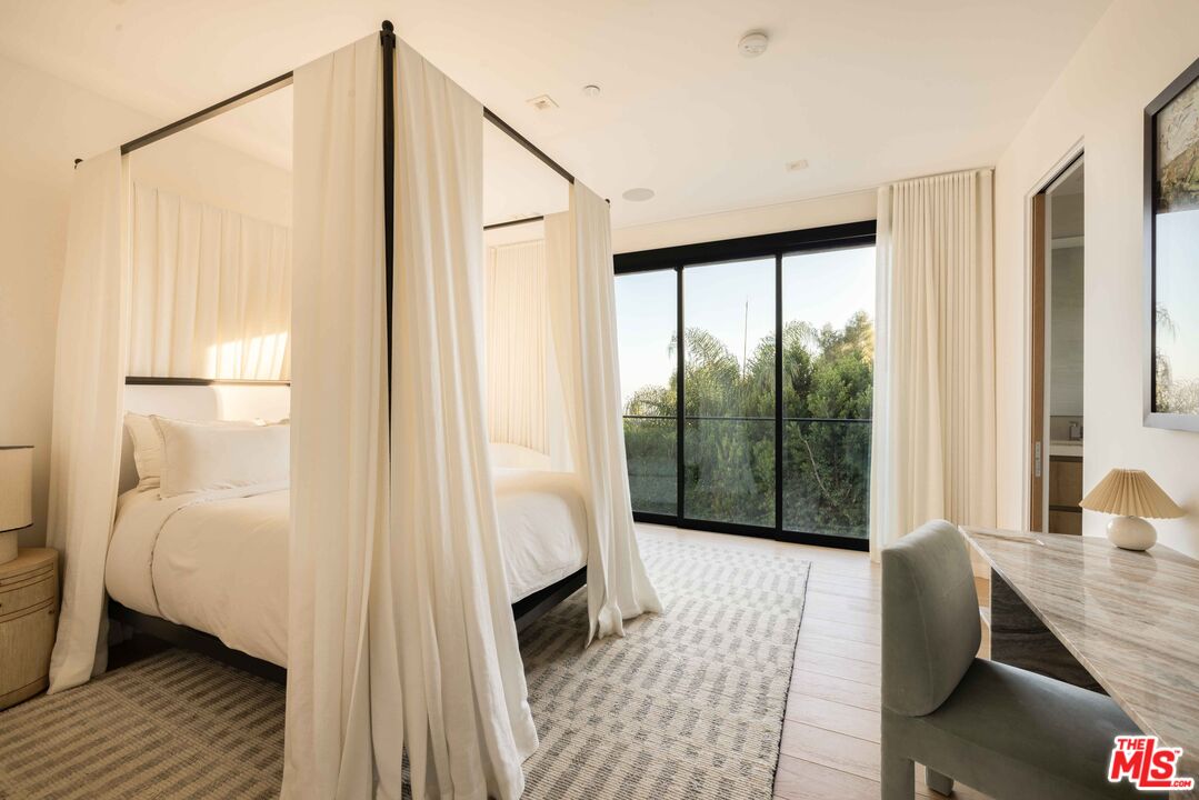 MLS #25589279 image #15