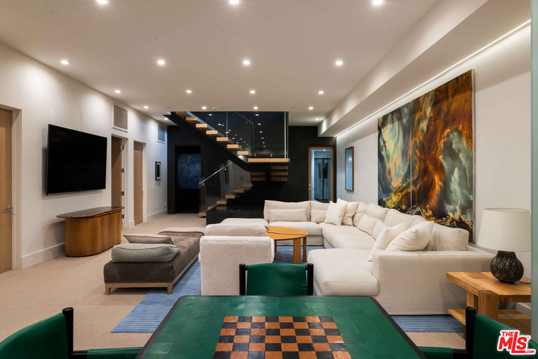 MLS #25589279 image #20