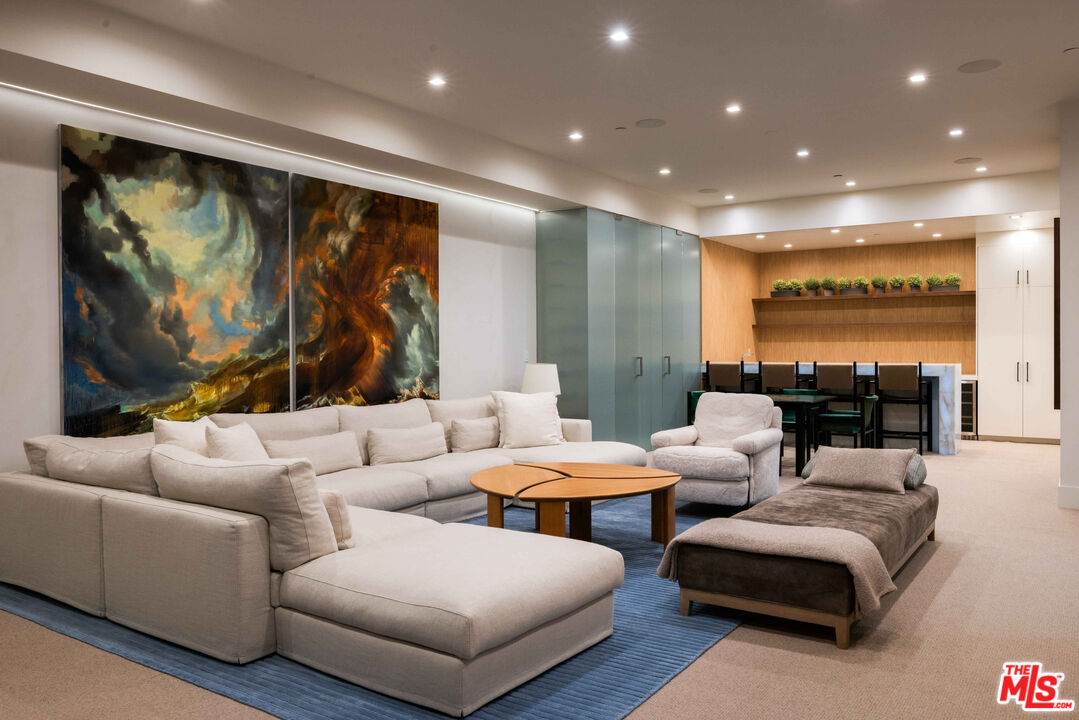 MLS #25589279 image #22