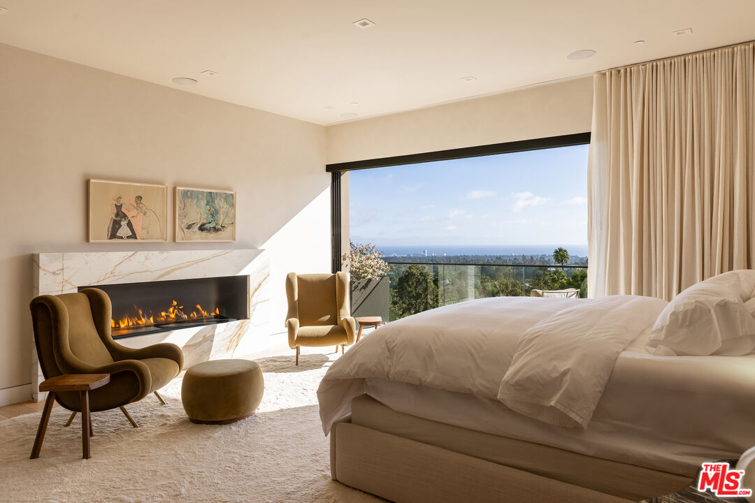 MLS #25589279 image #0