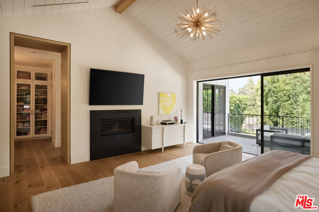 MLS #25589315 image #19