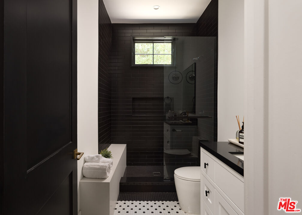 MLS #25589315 image #26