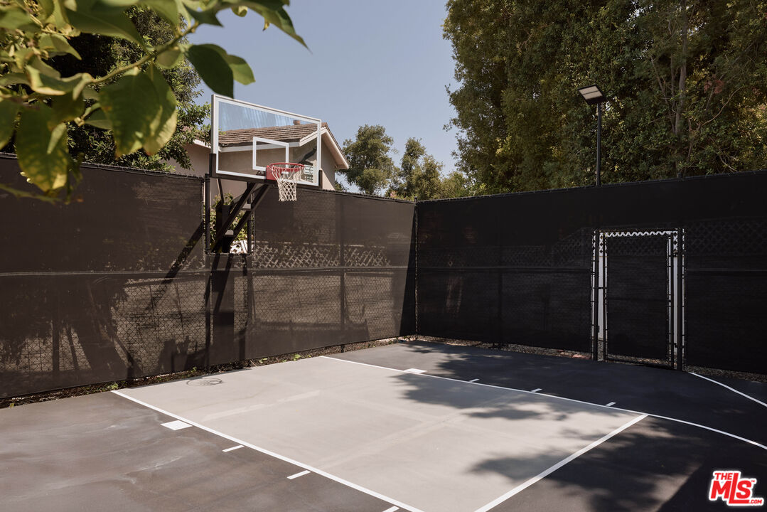 MLS #25589315 image #37