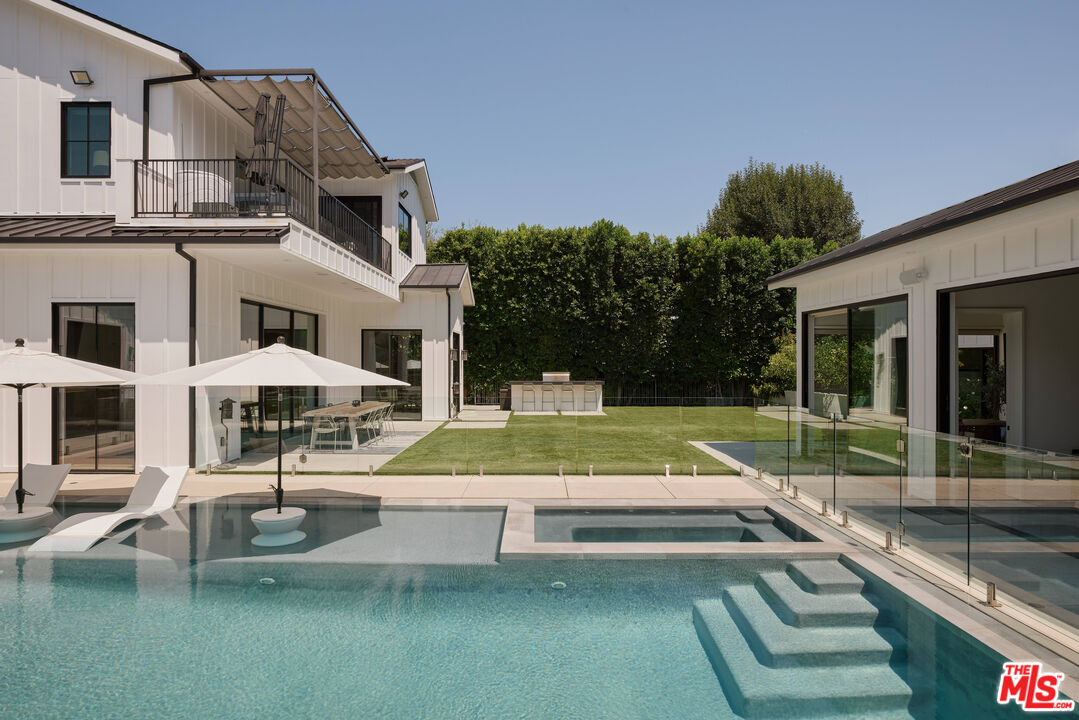 MLS #25589315 image #0