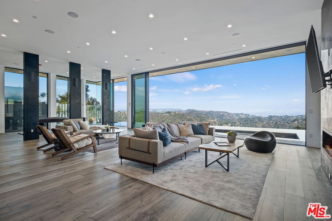 MLS #25589327 image #12