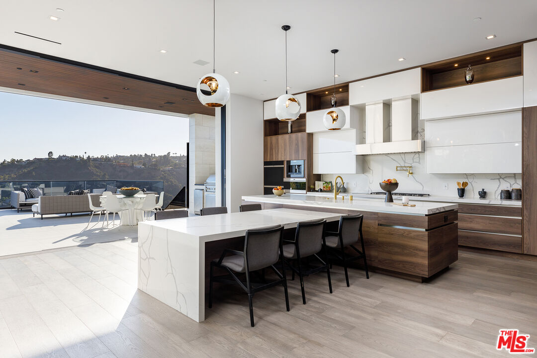 MLS #25589509 image #9