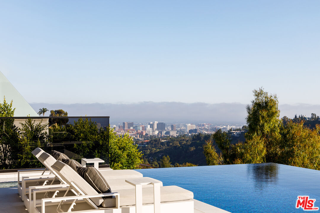 MLS #25589509 image #12