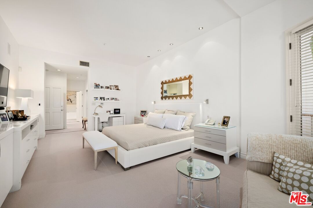 MLS #25589593 image #10