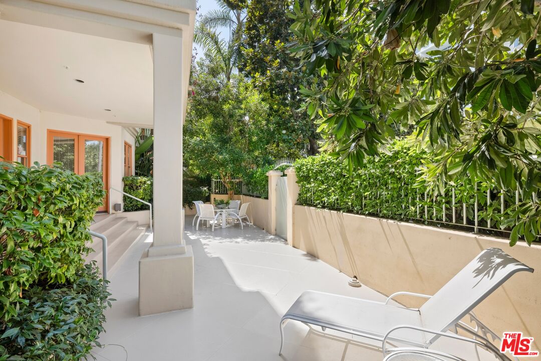 MLS #25589593 image #24