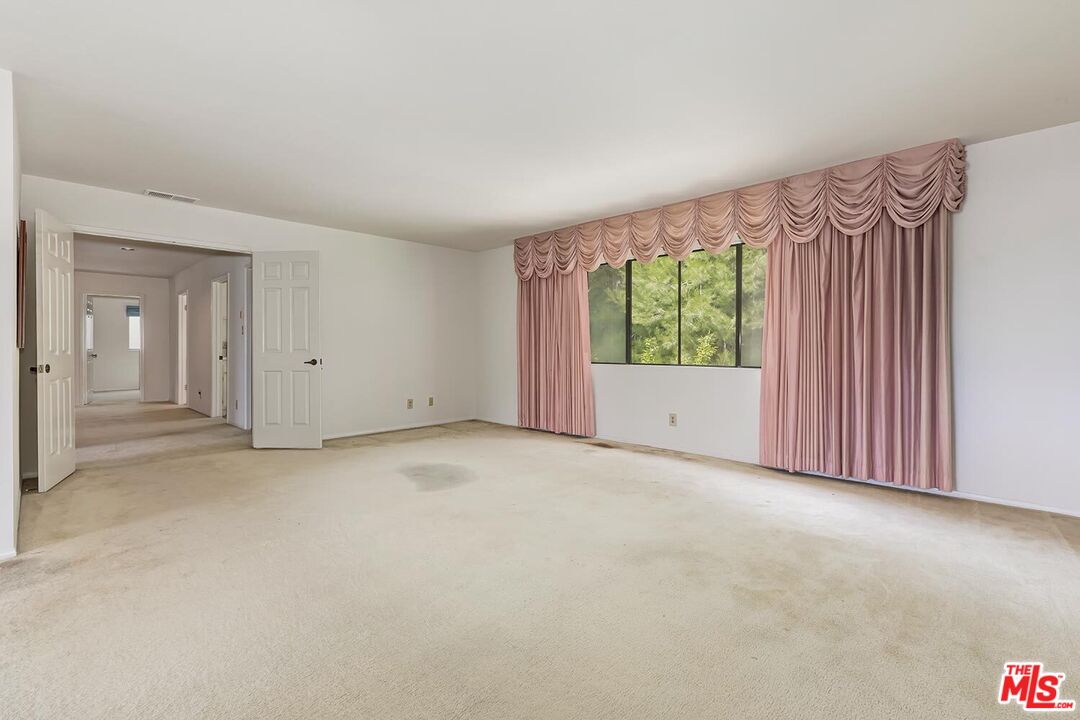 MLS #25589669 image #20