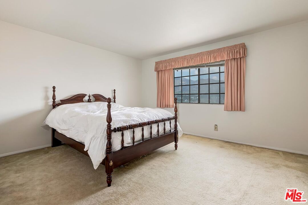 MLS #25589669 image #26