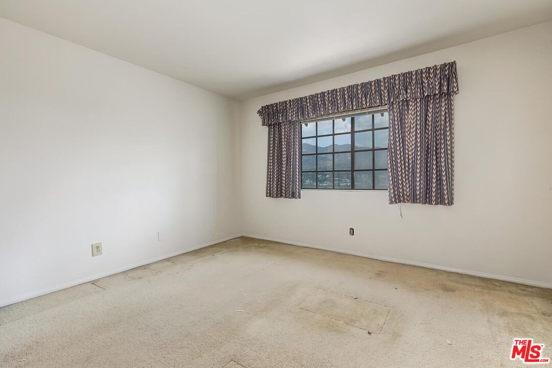 MLS #25589669 image #27