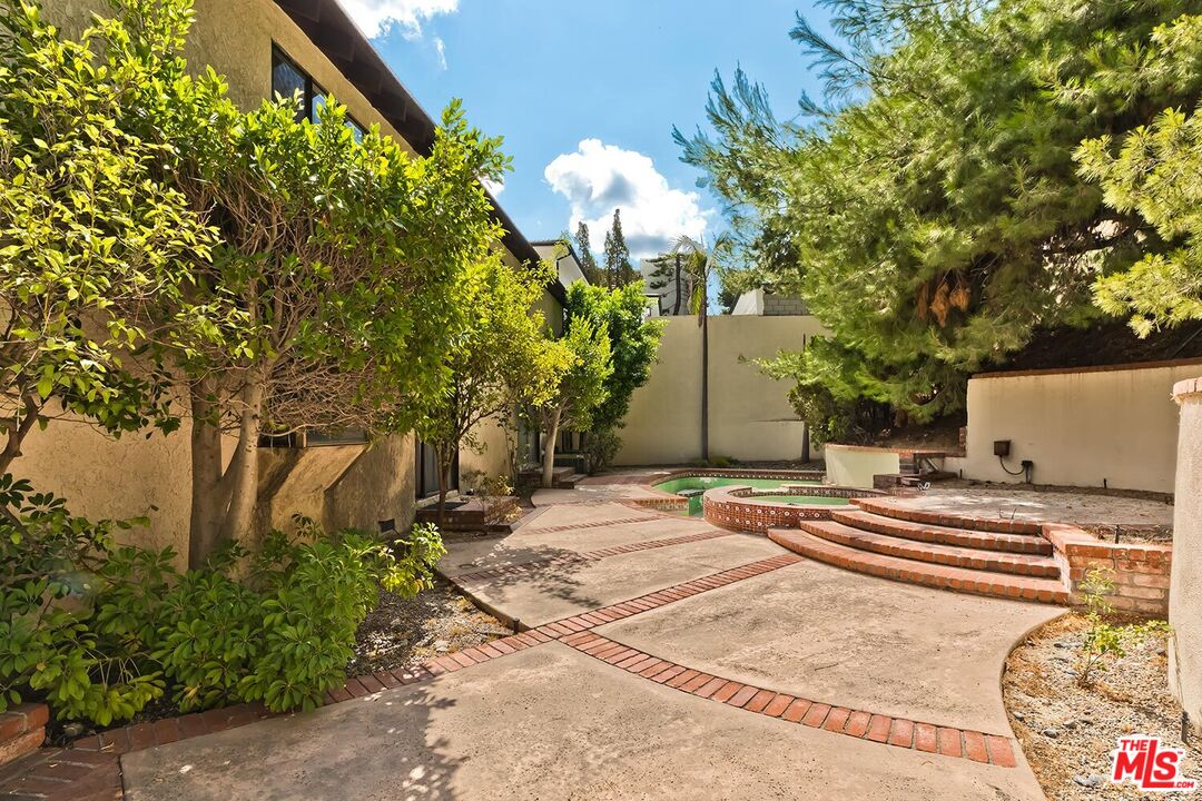 MLS #25589669 image #34