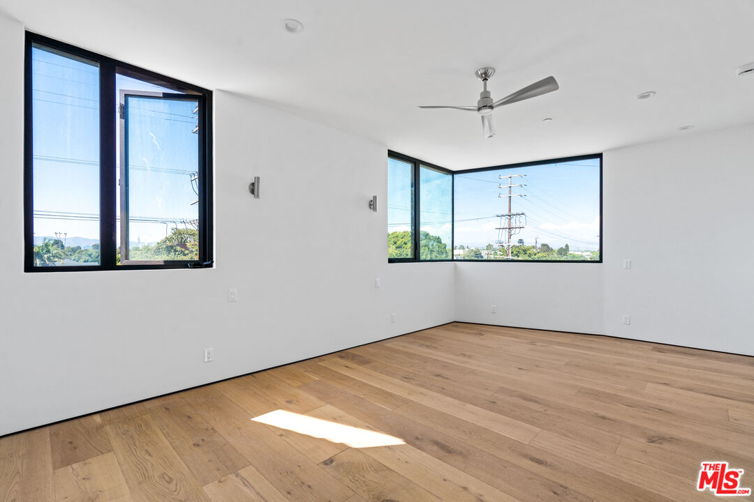 MLS #25589791 image #10