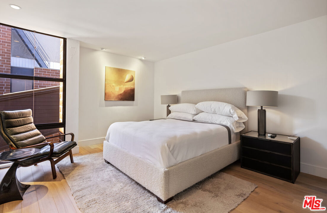 MLS #25589825 image #33