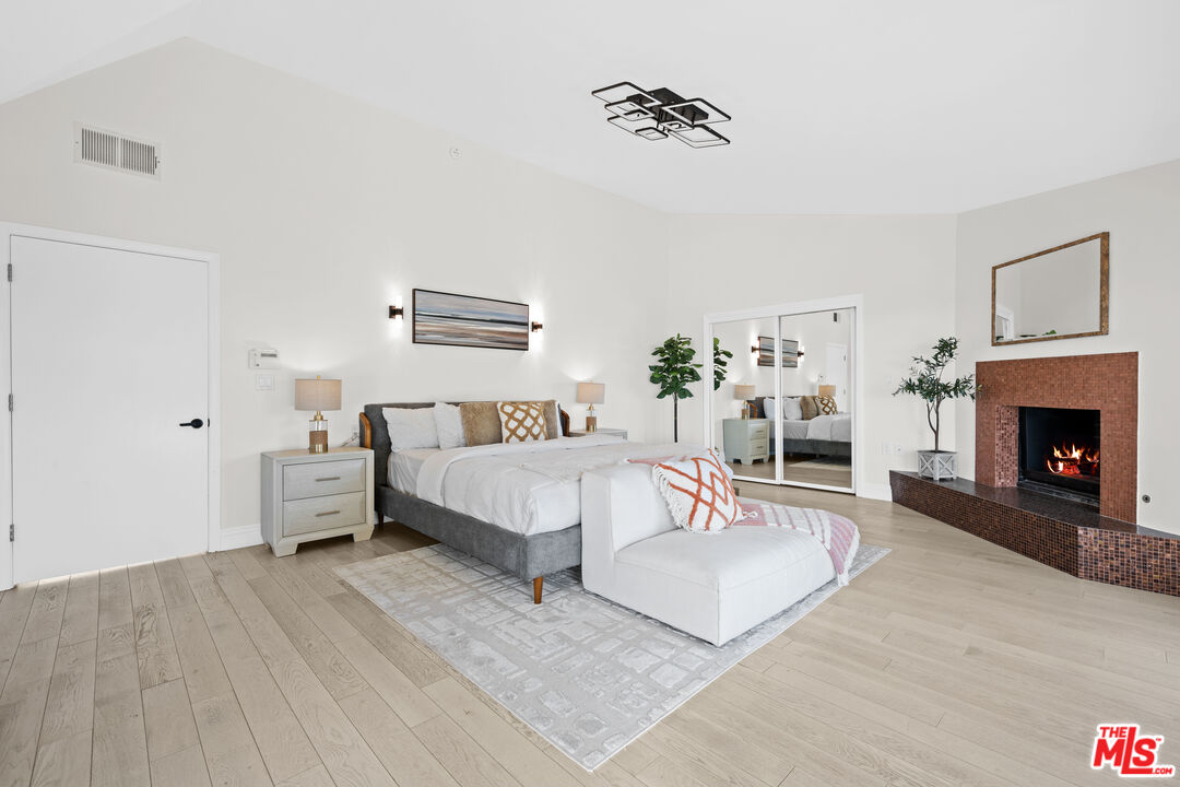 MLS #25589849 image #11