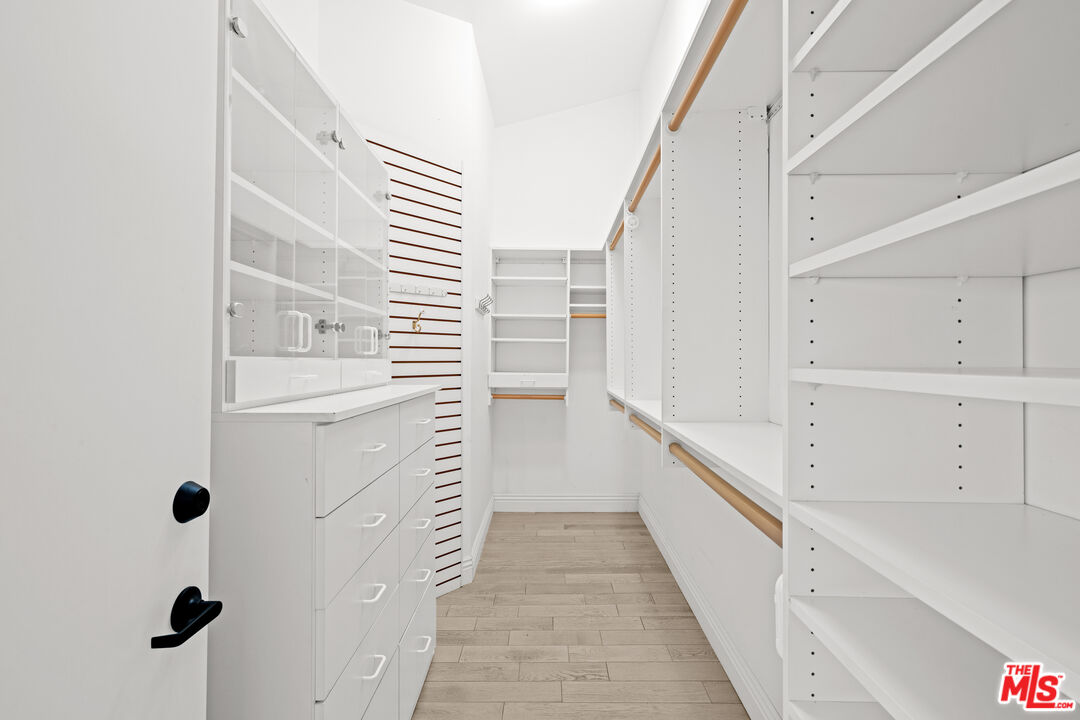 MLS #25589849 image #14