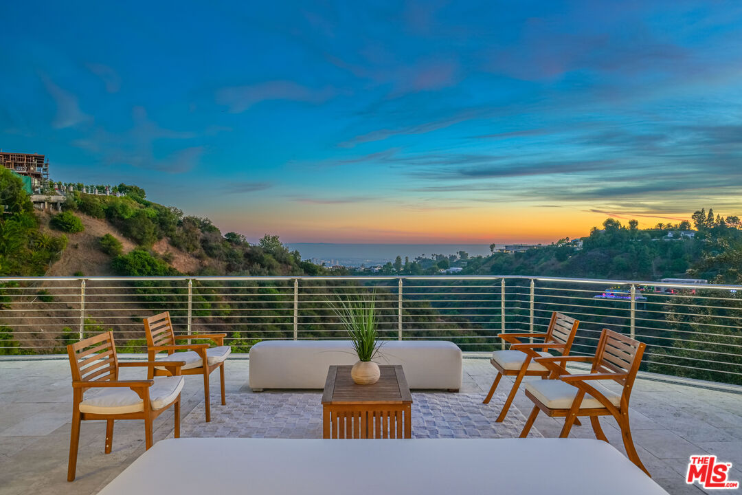 MLS #25589849 image #2