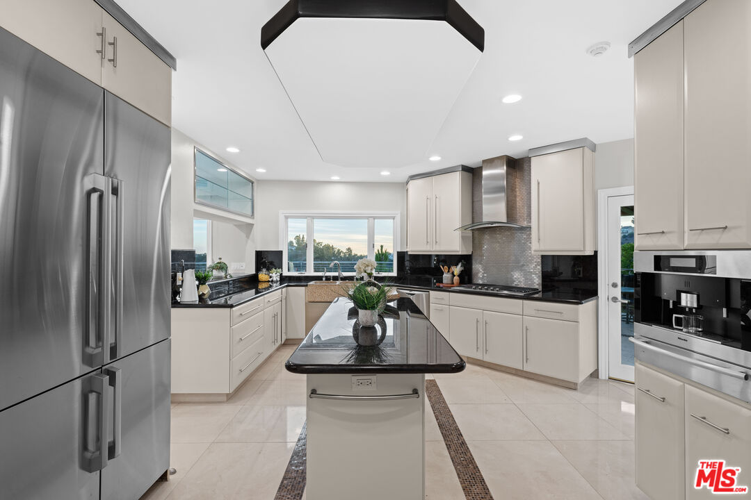 MLS #25589849 image #8