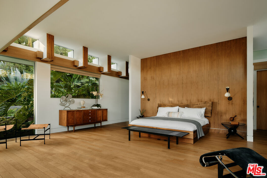 MLS #25589851 image #17