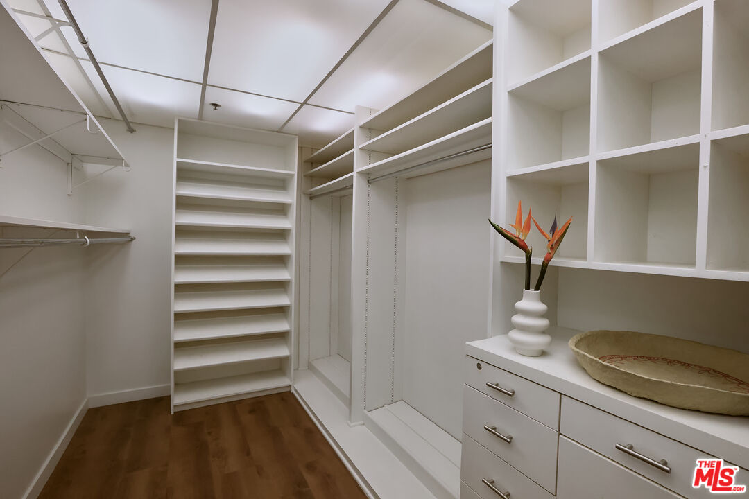 MLS #25589895 image #30