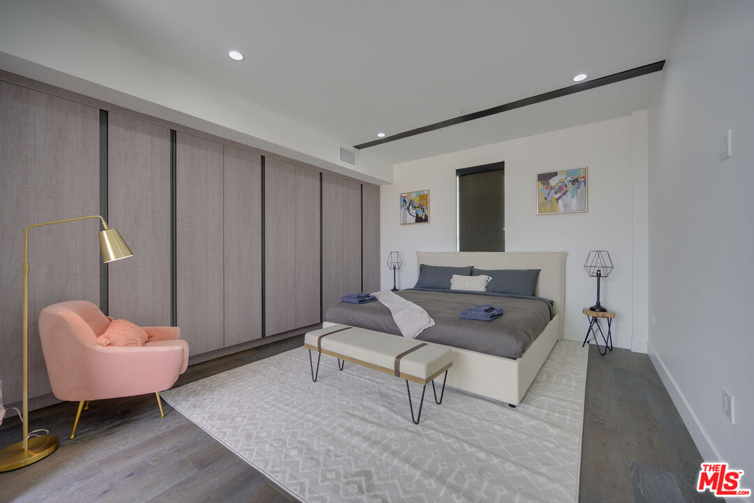 MLS #25589903 image #20