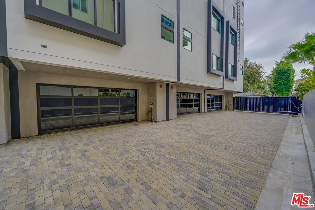 MLS #25589903 image #27