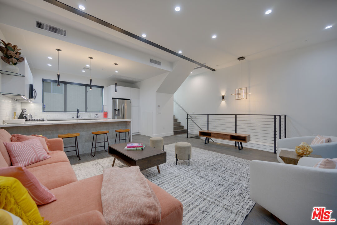 MLS #25589903 image #5