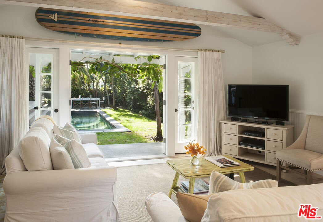 MLS #25589999 image #10