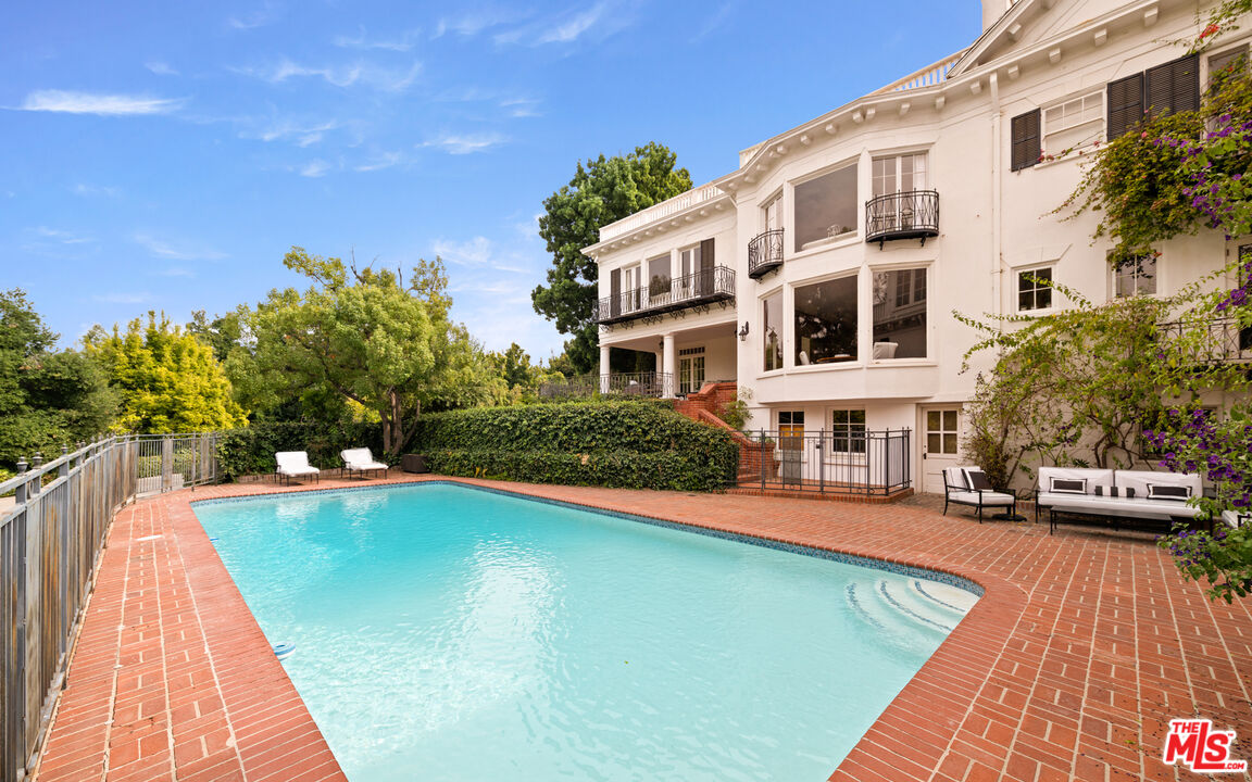 MLS #25590067 image #10