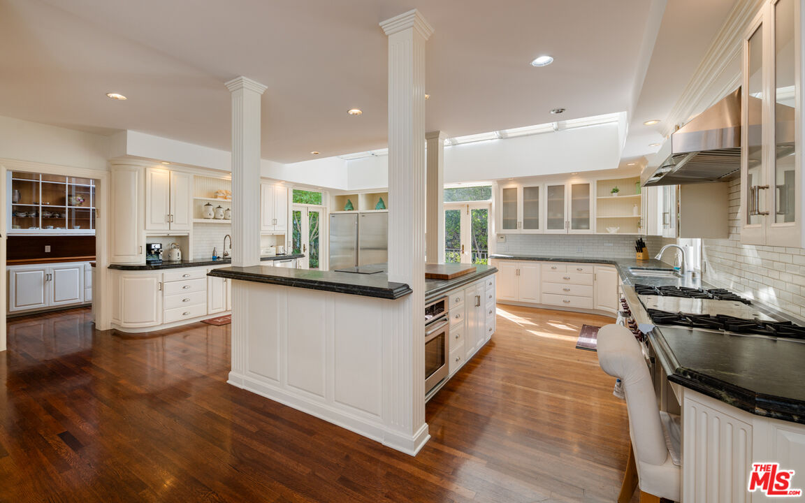 MLS #25590067 image #19