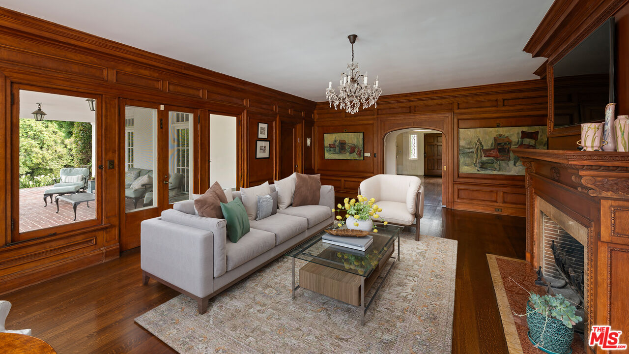 MLS #25590085 image #19