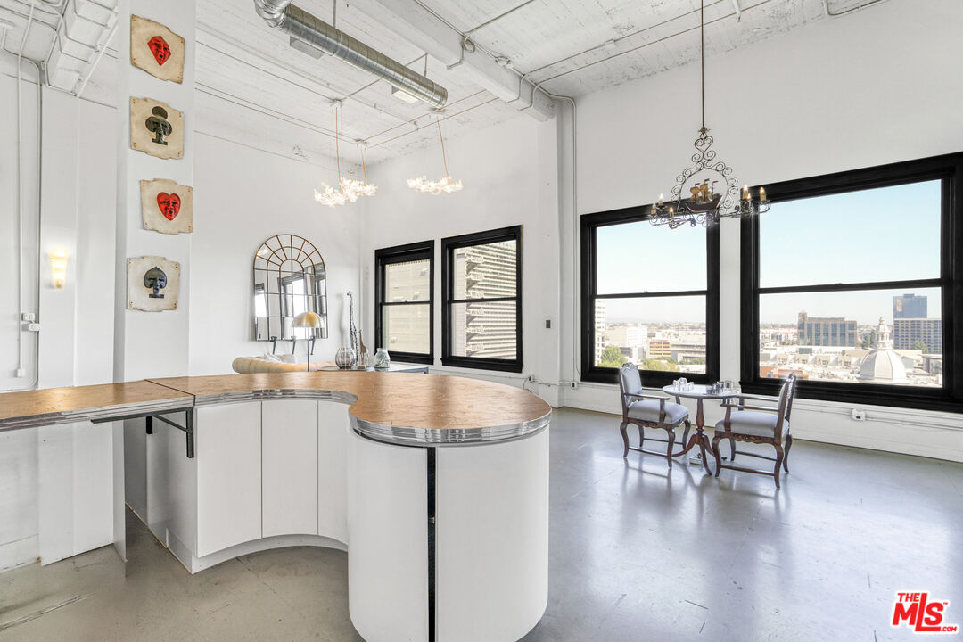 MLS #25590161 image #9