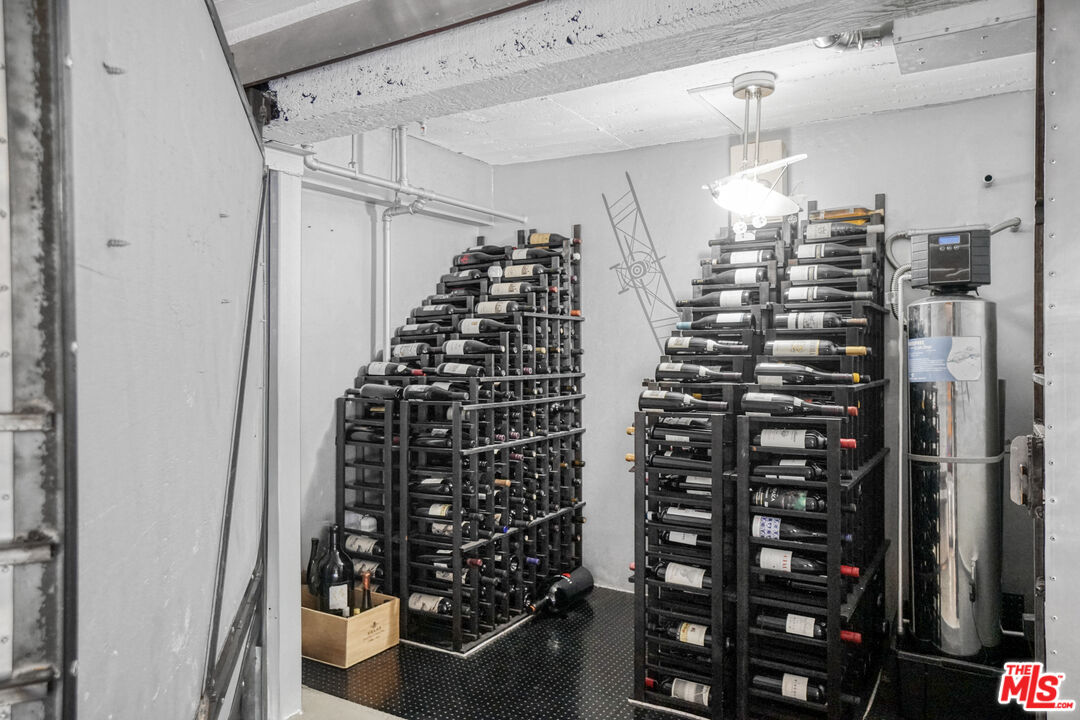 MLS #25590161 image #24