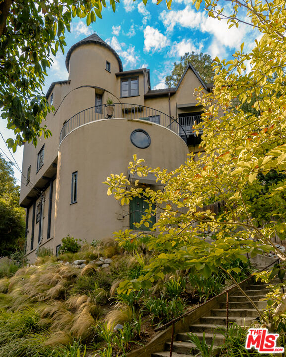 MLS #25590231 image #1