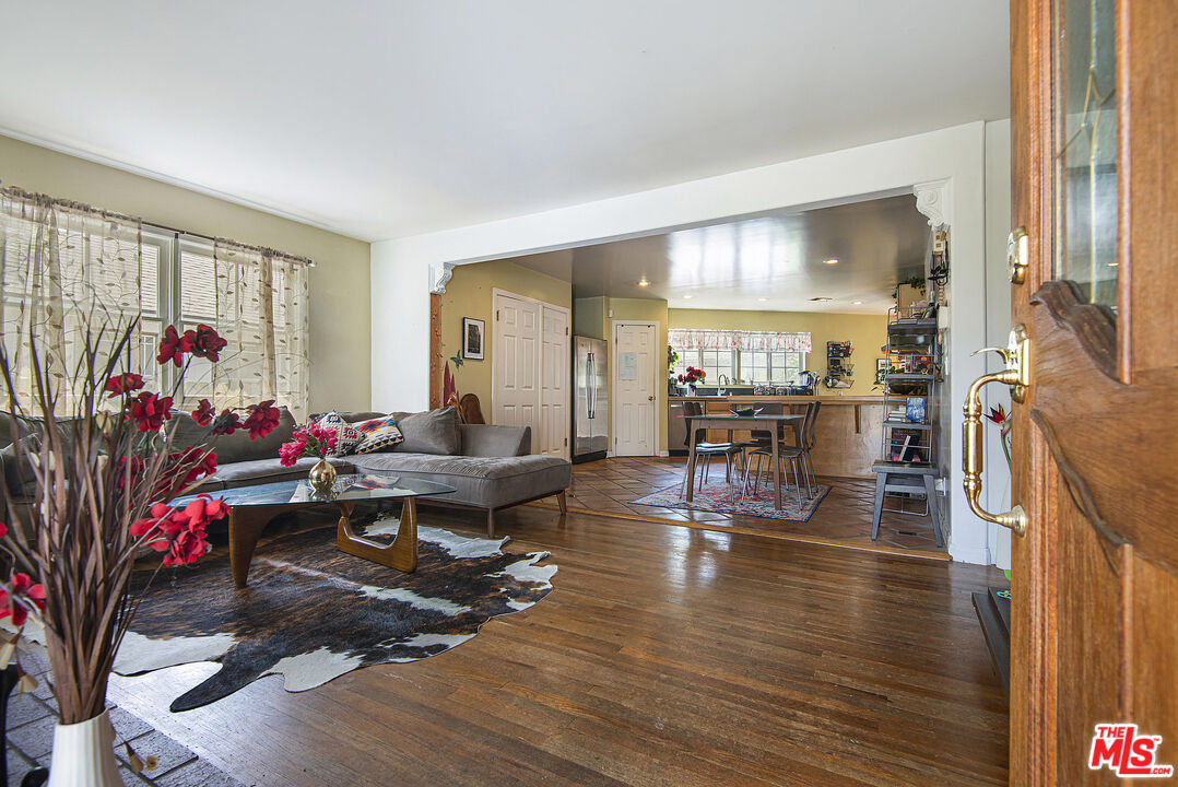 MLS #25590261 image #3