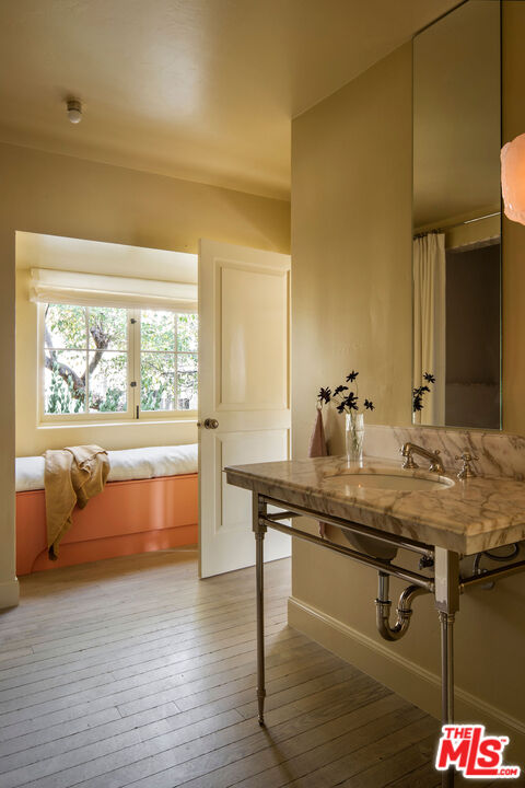 MLS #25590377 image #14