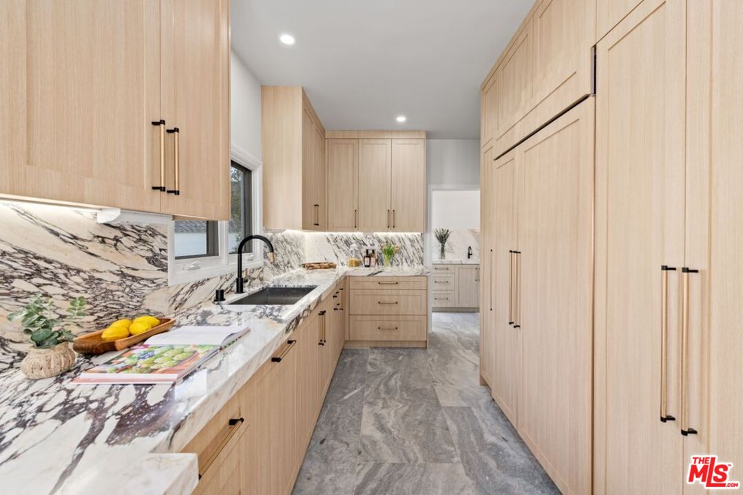 MLS #25590485 image #18