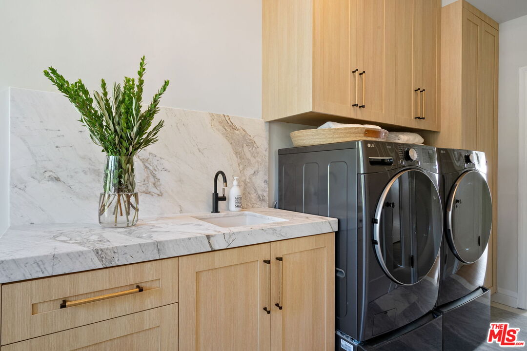 MLS #25590485 image #21