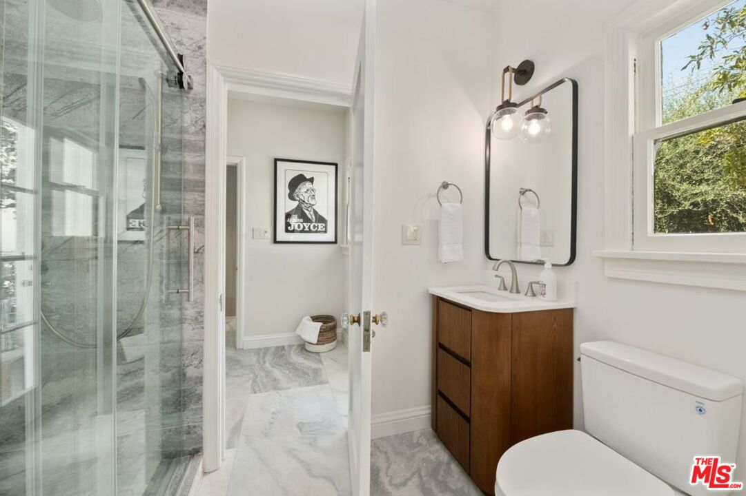 MLS #25590485 image #24