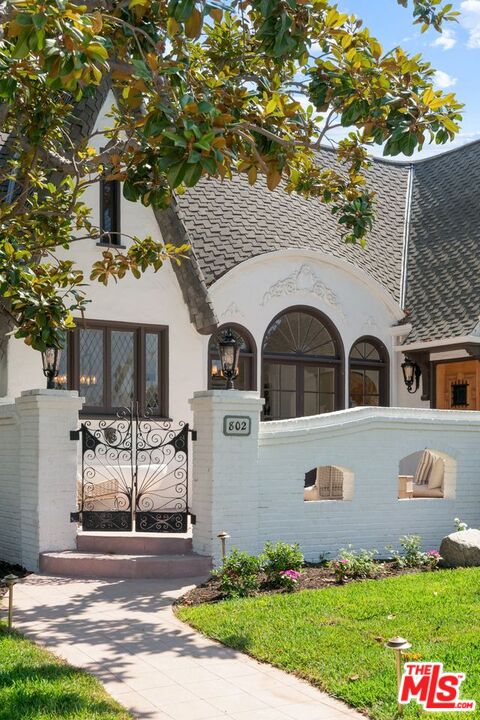 MLS #25590485 image #2