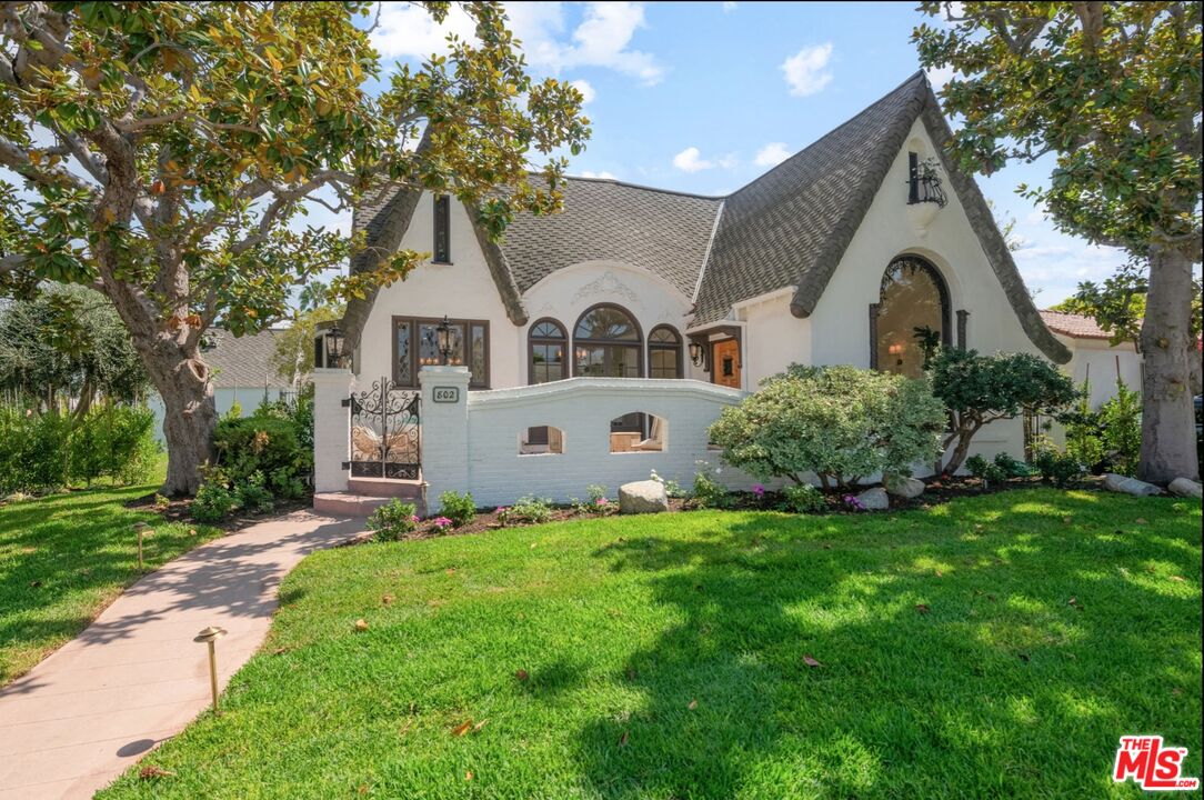 MLS #25590485 image #0