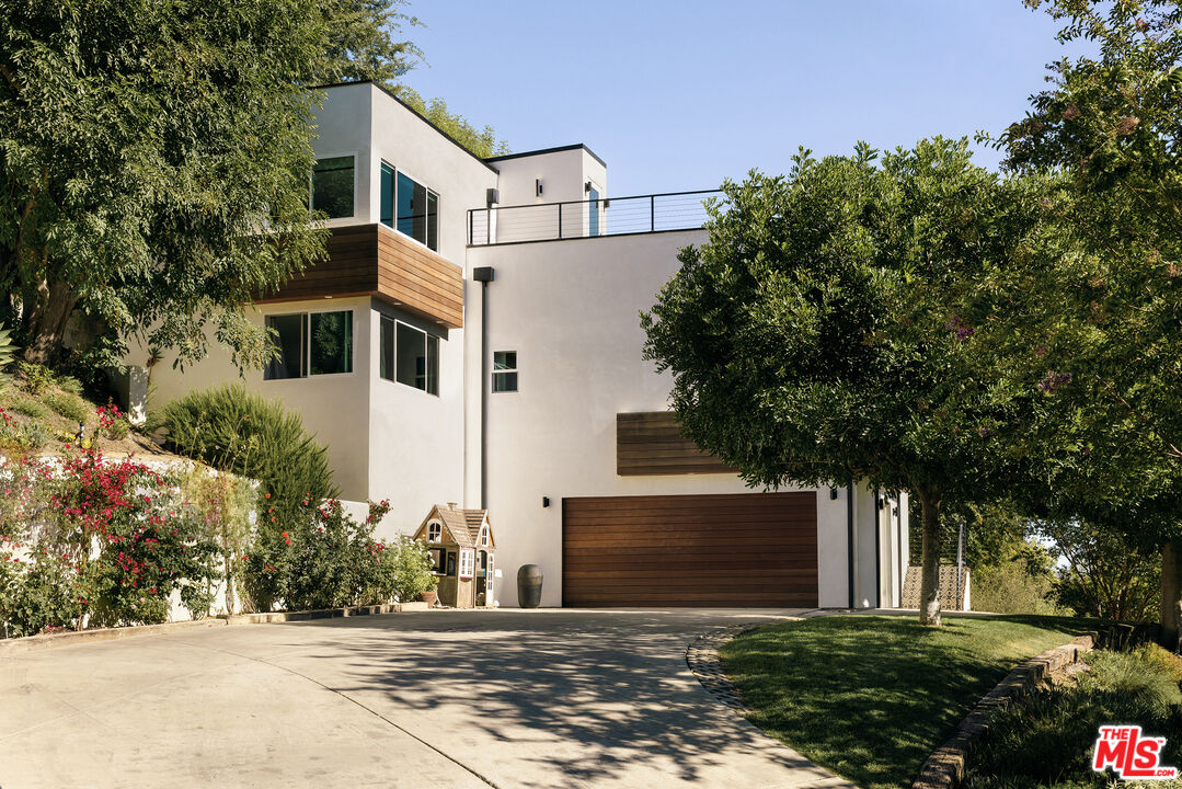 MLS #25590549 image #1