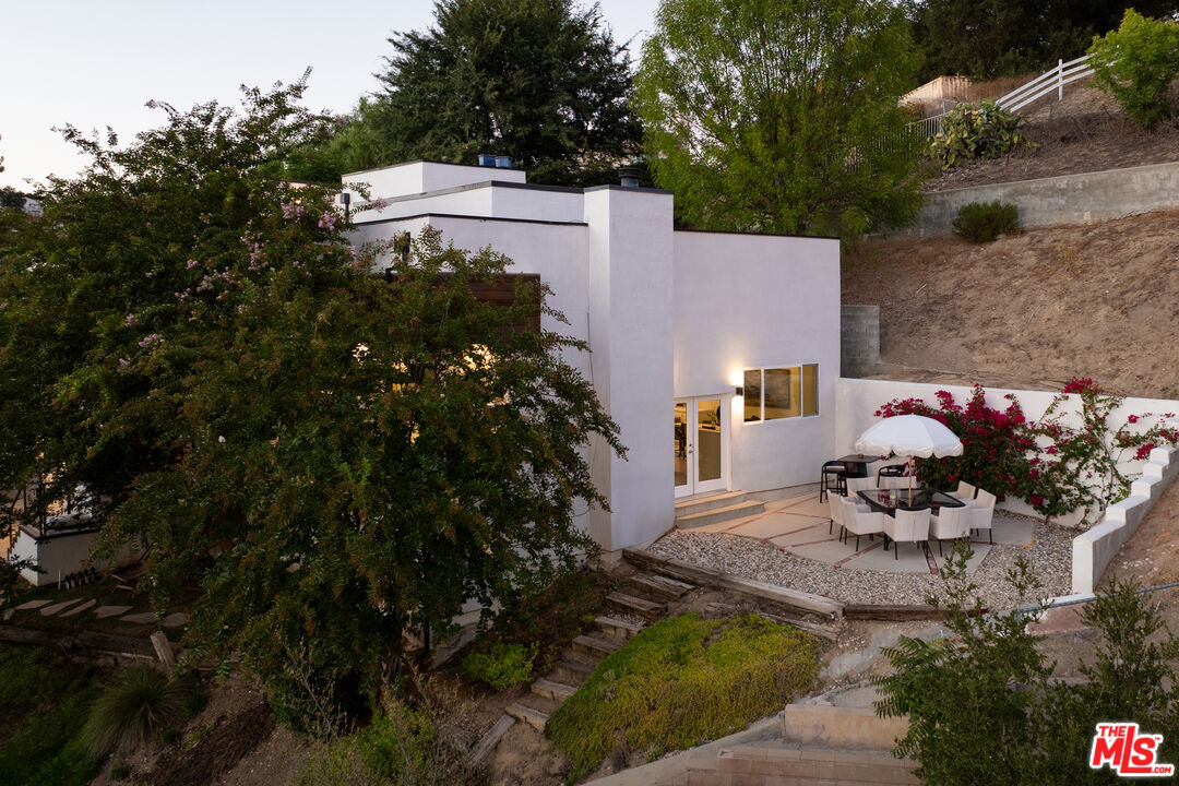 MLS #25590549 image #22