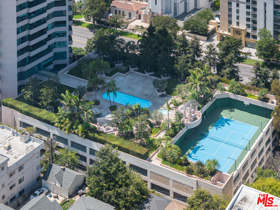 MLS #25590683 image #24