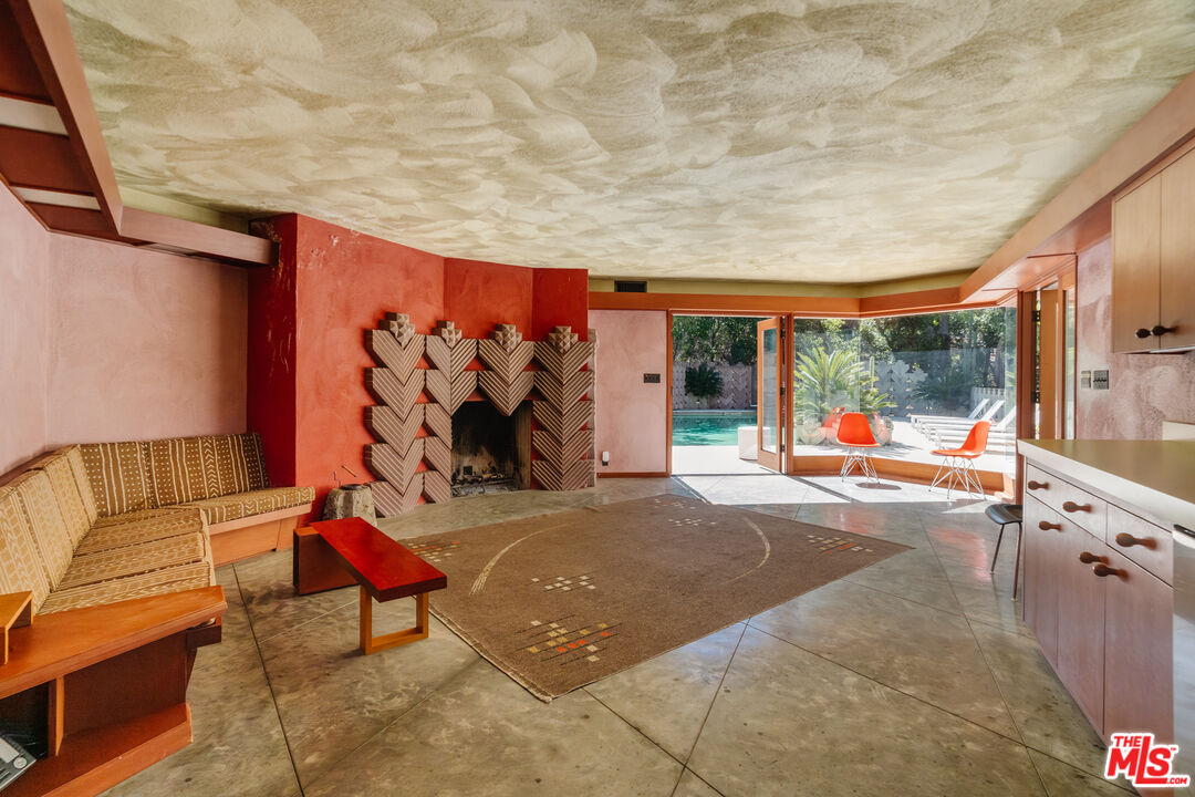 MLS #25590691 image #11