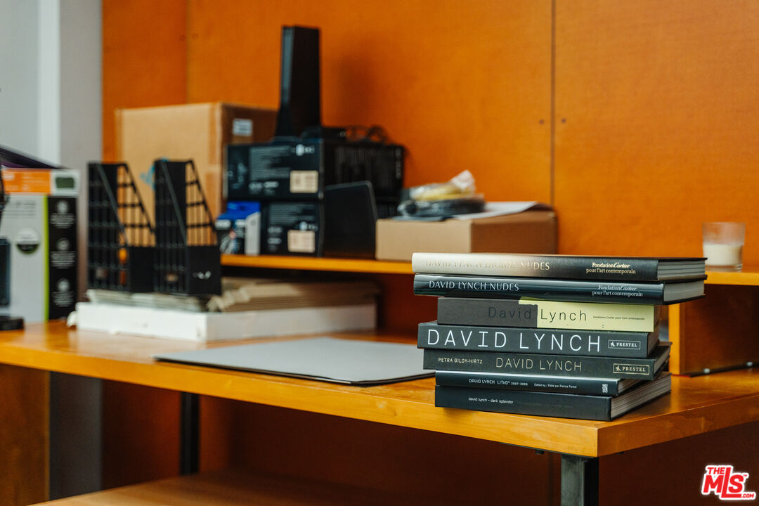 MLS #25590691 image #24