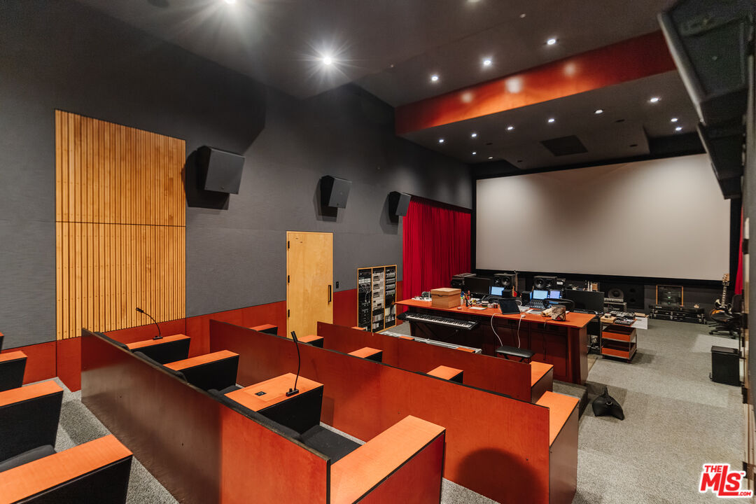 MLS #25590691 image #26