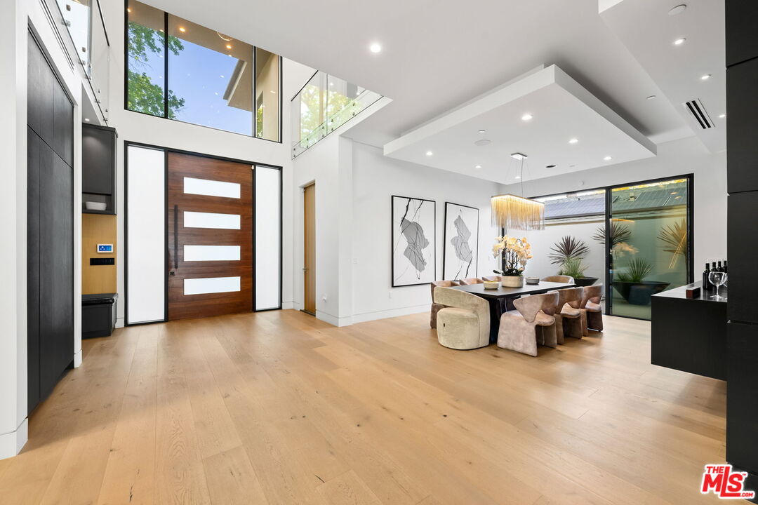 MLS #25590703 image #0