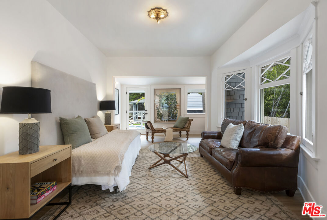 MLS #25590813 image #30